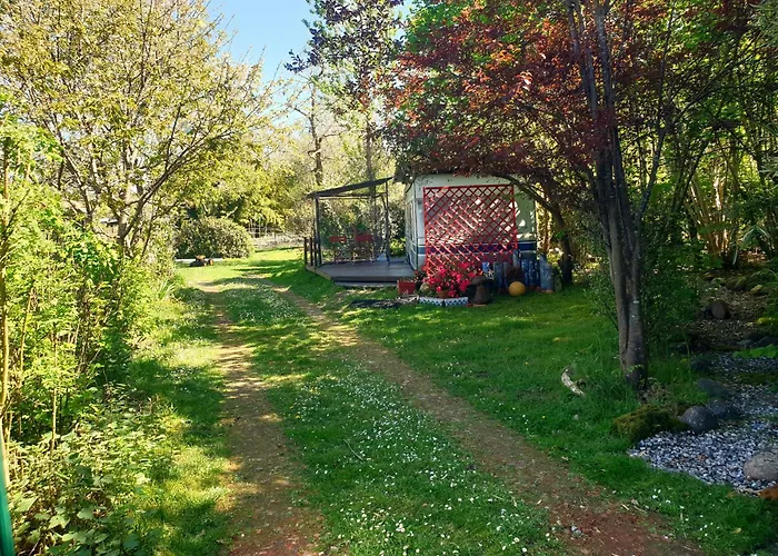 L\'hermitage d\'Apollon au sein d\'un jardin forêt près de l\'océan