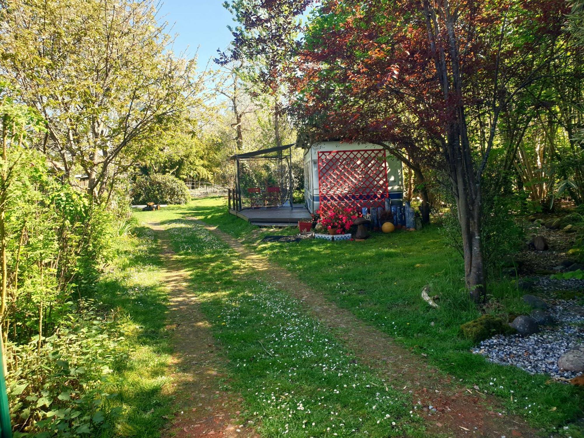 L'hermitage D'apollon Au Sein D'un Jardin Forêt Près De L'océan *